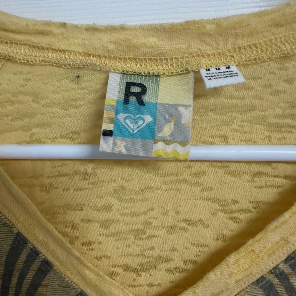 Vintage Roxy Top - Picture 2 of 4
